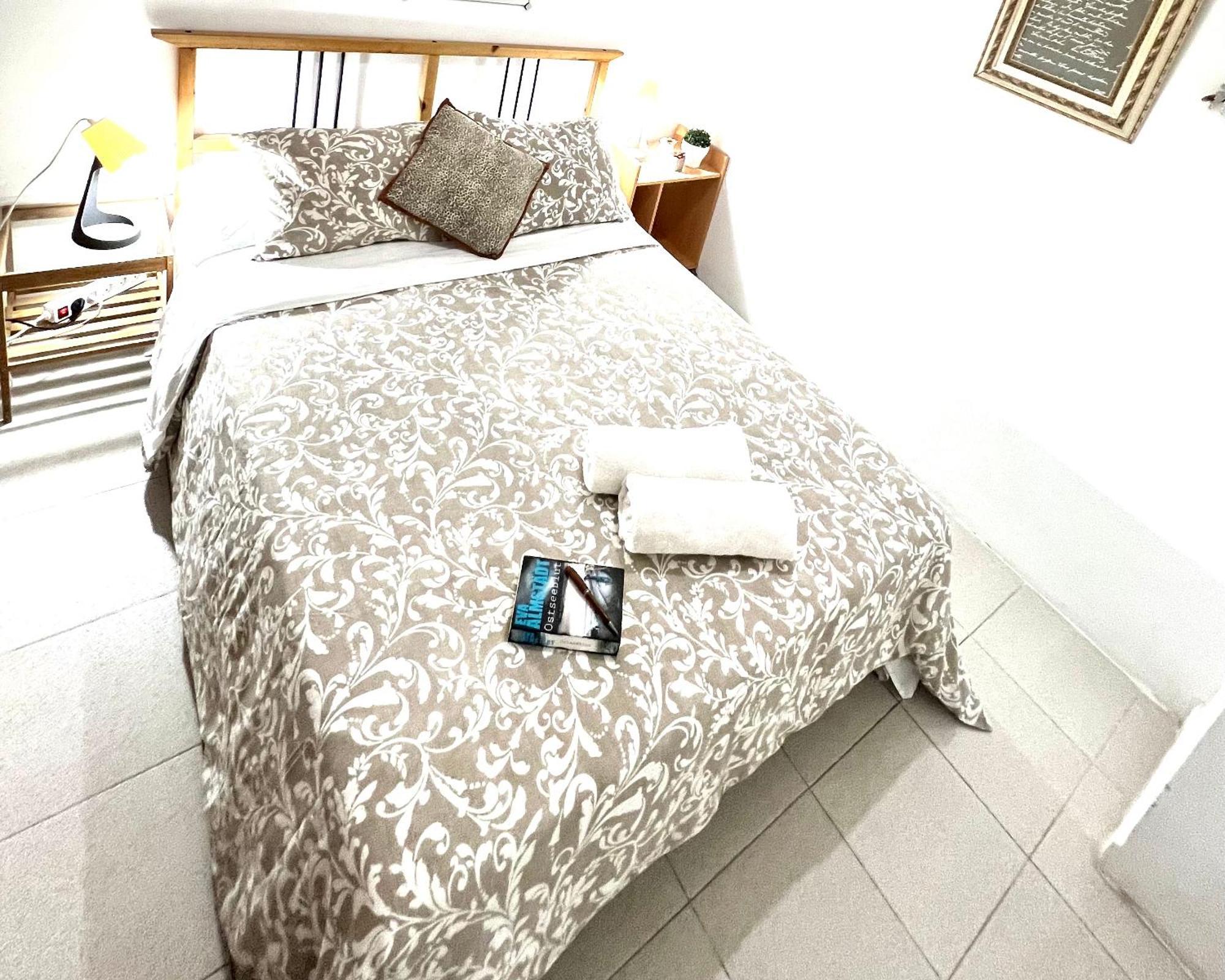 Alcamar Habitacion Privada Con Las Areas De Sala, Cocina Y Bano Que Se Comparten Cerca Al Mar! Alcala  Luaran gambar